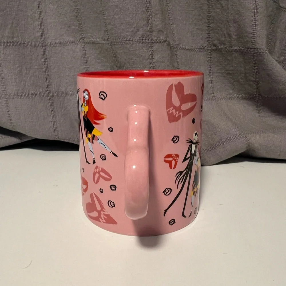 New Disney Mug/ The Nightmare Before Christmas mug - Picture 3 of 4